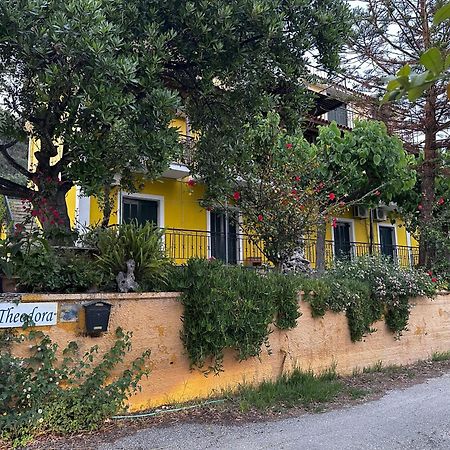 Villa Theodora Keri Bagian luar foto