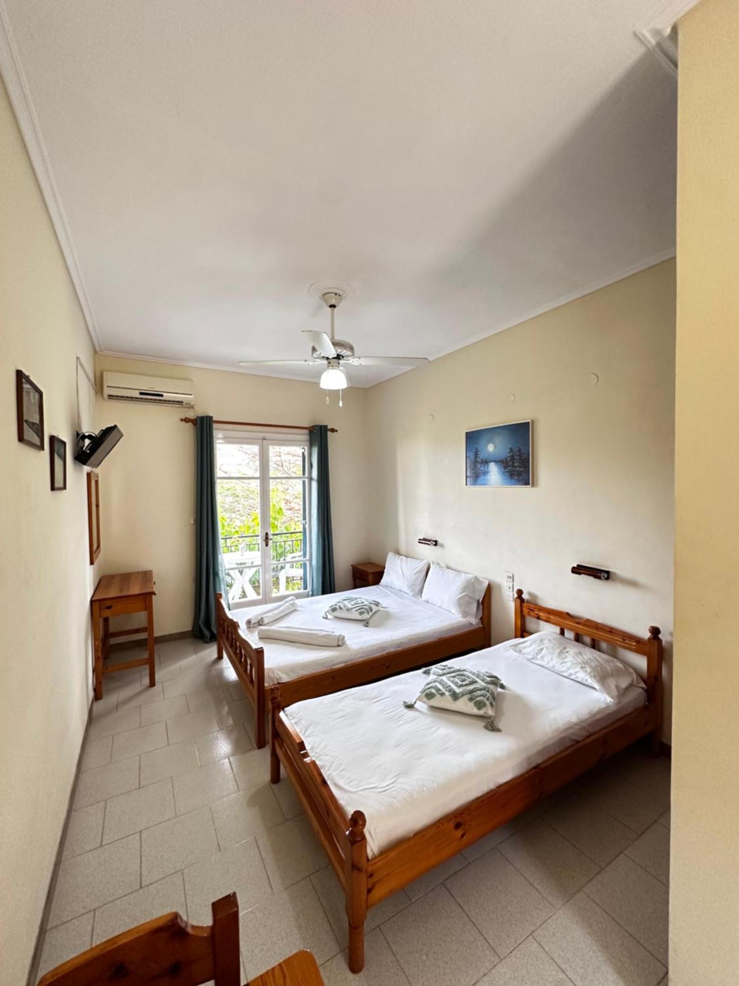 Villa Theodora Keri Bagian luar foto