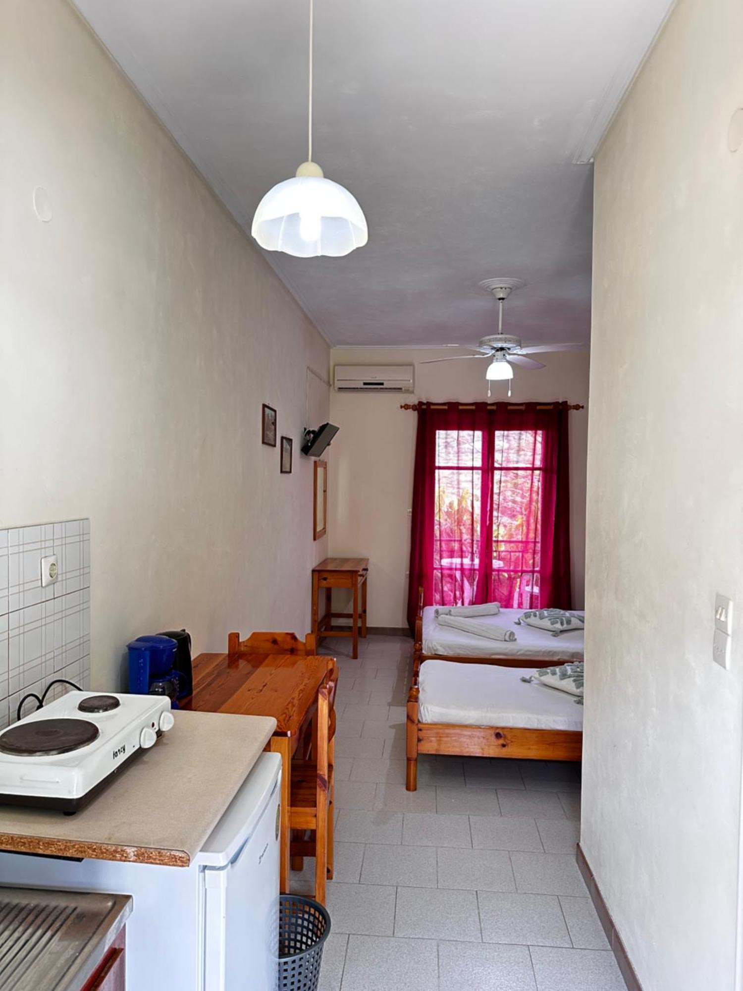 Villa Theodora Keri Bagian luar foto