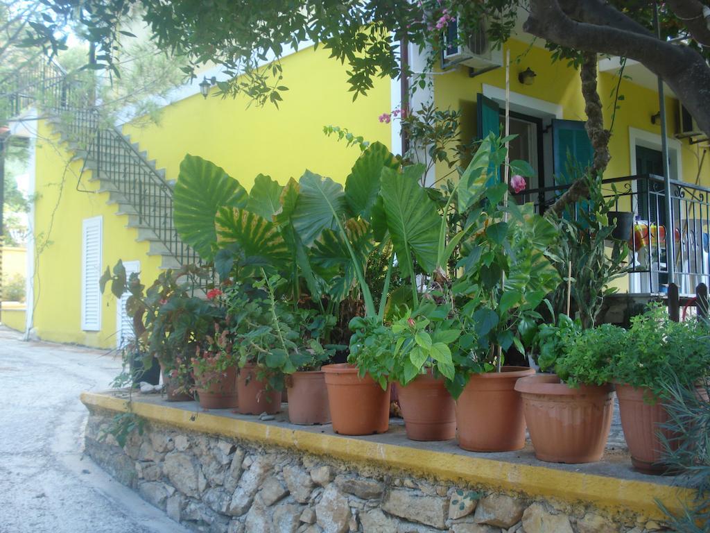 Villa Theodora Keri Bagian luar foto