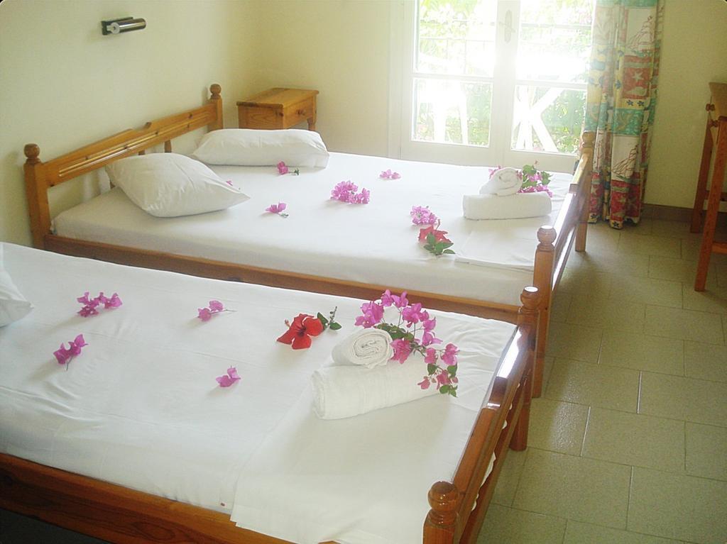Villa Theodora Keri Ruang foto