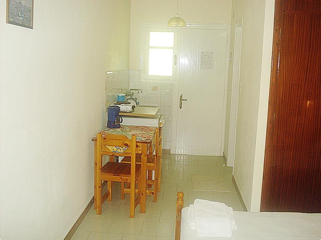Villa Theodora Keri Ruang foto